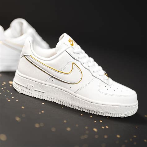 nike air force 1 07 damen weiß gold|nike air force 1 reduziert.